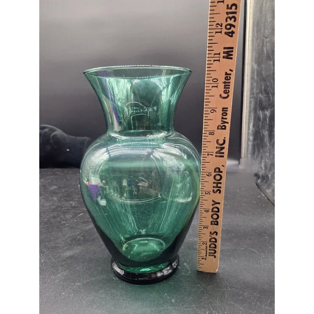 Green Blown Glass Vase Vintage 10.5 Inches